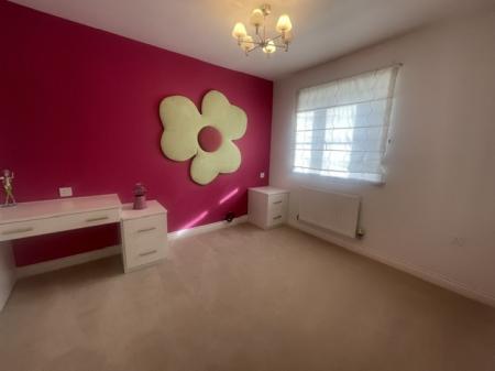 4 bedroom Detached house to let in Leyland Road, Glascote, Tamworth, B77