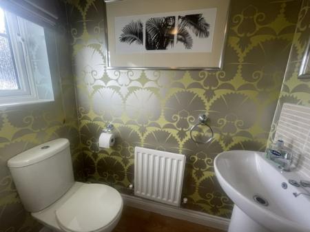 4 bedroom Detached house to let in Leyland Road, Glascote, Tamworth, B77