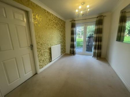 4 bedroom Detached house to let in Leyland Road, Glascote, Tamworth, B77