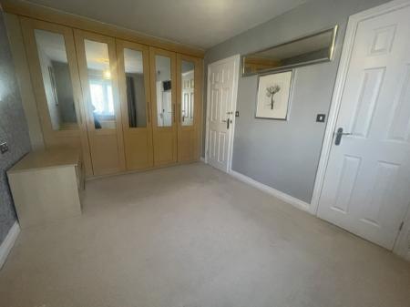 4 bedroom Detached house to let in Leyland Road, Glascote, Tamworth, B77