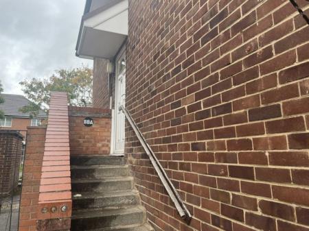 2 bedroom Maisonette to let in Comberford Road, Tamworth, B79