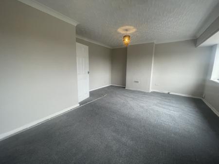 2 bedroom Maisonette to let in Comberford Road, Tamworth, B79