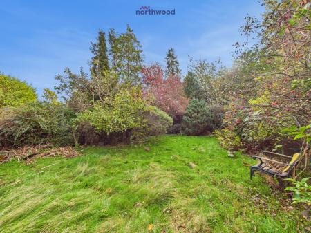 3 bedroom Detached house for sale in Acton Gate, Wrexham, LL11