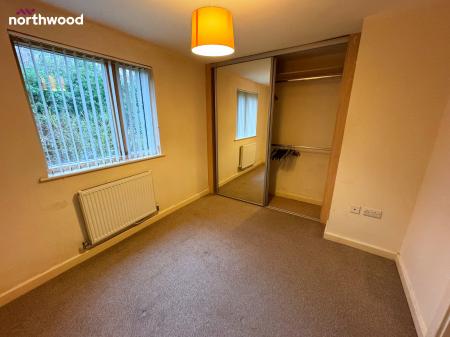 2 bedroom Apartment for sale in Bentley Place, Wrexham, LL13