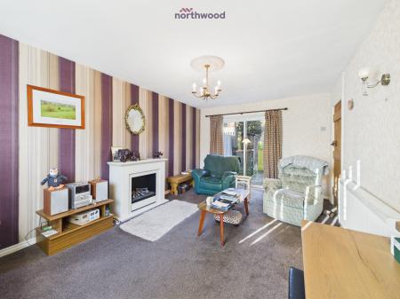 2 bedroom Terraced House for sale in Llwyn Fields, Oswestry, SY11