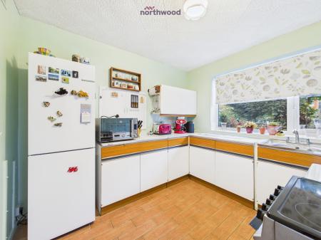 3 bedroom Semi-detached house for sale in Queensway, Gwersyllt, Wrexham, LL11