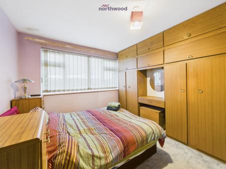 3 bedroom Semi-detached house for sale in Queensway, Gwersyllt, Wrexham, LL11