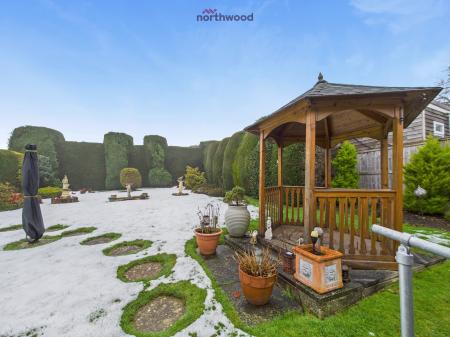 2 bedroom Detached bungalow for sale in Pont Adam Crescent, Wrexham, LL14