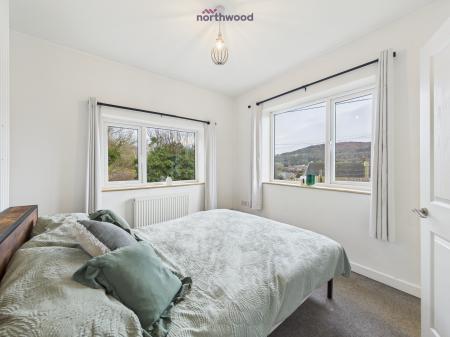 2 bedroom Detached bungalow for sale in Gresford Road, Wrexham, LL12