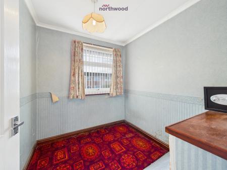 3 bedroom Semi-detached house for sale in Carlton Drive, Gwersyllt, Wrexham, LL11