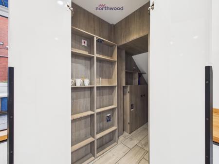 3 bedroom Semi-detached house for sale in New Road, Wrexham, LL11