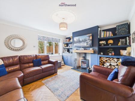 3 bedroom Detached house for sale in Shellbrook Drive, Ruabon, Wrexham, LL14