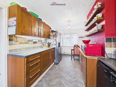 3 bedroom Semi-detached house for sale in Tanat Way, Wrexham, Wrexham, LL13