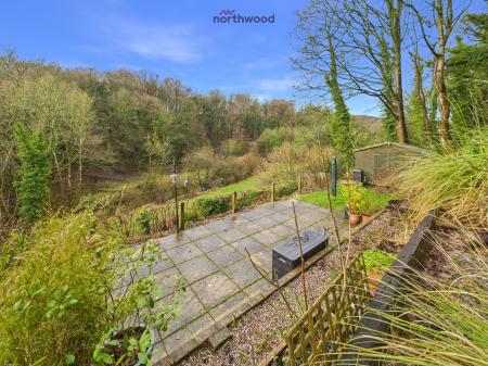 3 bedroom Detached house for sale in Heol Pen Y Felin, Wrexham, LL11