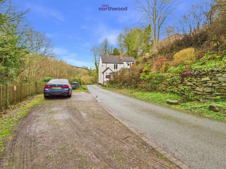 3 bedroom Detached house for sale in Heol Pen Y Felin, Wrexham, LL11
