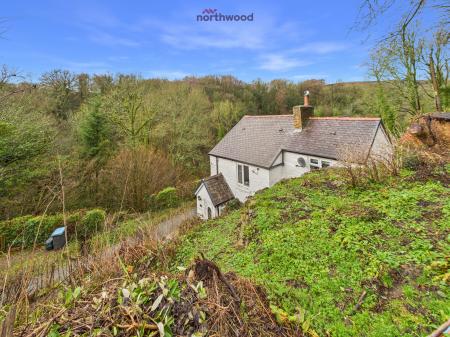 3 bedroom Detached house for sale in Heol Pen Y Felin, Wrexham, LL11