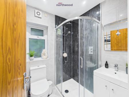 3 bedroom Detached house for sale in Heol Pen Y Felin, Wrexham, LL11