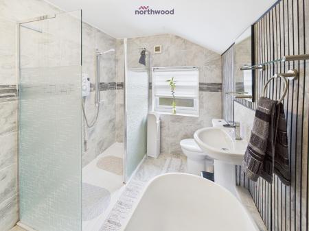 2 bedroom Terraced House for sale in Greenfield, Wrexham, LL11