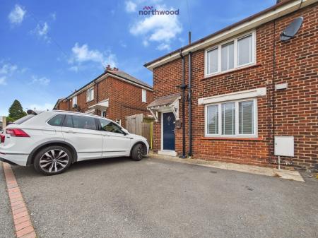 Ffordd Owain, Brymbo, Wrexham, LL11