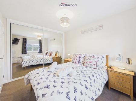 4 bedroom Detached house for sale in Rhuddlan Road, Wrexham, LL14