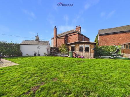 3 bedroom Cottage for sale in Trevalyn, Rossett, Wrexham, LL12