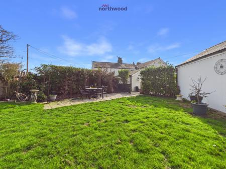 3 bedroom Cottage for sale in Trevalyn, Rossett, Wrexham, LL12