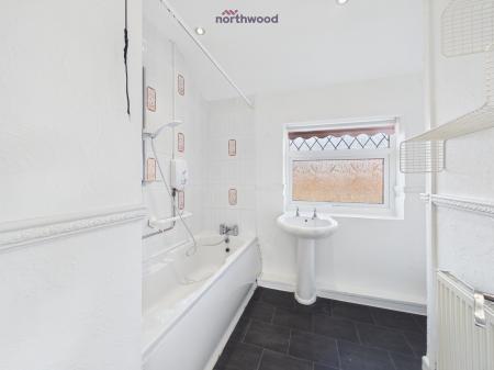 3 bedroom Semi-detached house for sale in Maelor View, Wrexham, LL14