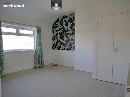 3 bedroom Semi-detached house for sale in Maelor View, Pen Y Cae, Wrexham, LL14