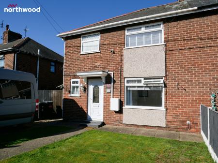 3 bedroom Semi-detached house for sale in Maelor View, Pen Y Cae, Wrexham, LL14