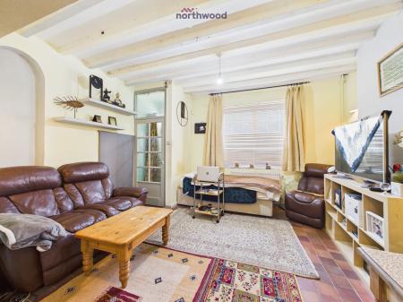 2 bedroom Terraced House for sale in Kingsmills Road, Wrexham, LL13