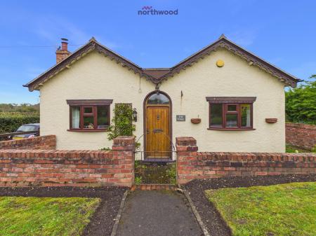 2 bedroom Bungalow for sale in Bryn-Y-Grog Hill, Wrexham, LL13