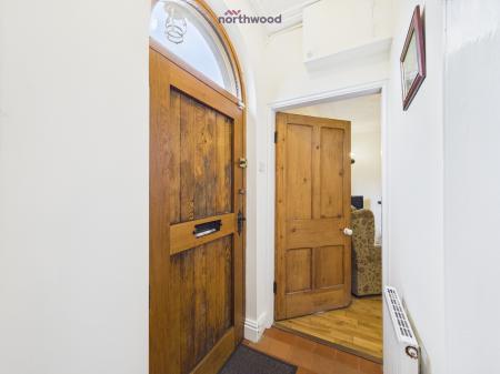 2 bedroom Bungalow for sale in Bryn-Y-Grog Hill, Wrexham, LL13