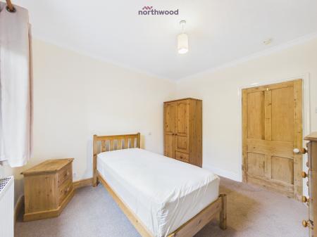 2 bedroom Bungalow for sale in Bryn-Y-Grog Hill, Wrexham, LL13