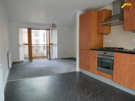 2 bedroom Flat to let in Bentley Place, Wrexham, LL13