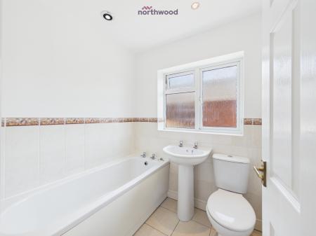 4 bedroom Detached house for sale in Bramble Court, Wrexham, LL12