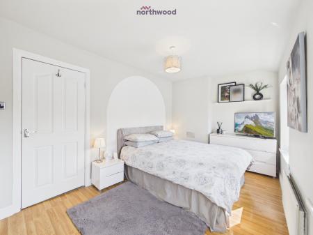 3 bedroom Semi-detached house for sale in Maple Avenue, Wrexham, Wrexham, LL12