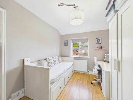 3 bedroom Semi-detached house for sale in Maple Avenue, Wrexham, Wrexham, LL12