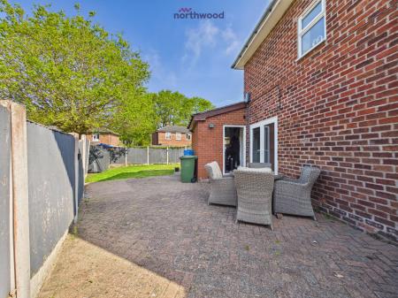 3 bedroom Semi-detached house for sale in Maple Avenue, Wrexham, Wrexham, LL12