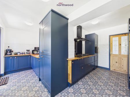 3 bedroom Semi-detached house for sale in Chester Road, Wrexham, LL12