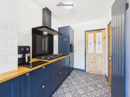 3 bedroom Semi-detached house for sale in Chester Road, Wrexham, LL12