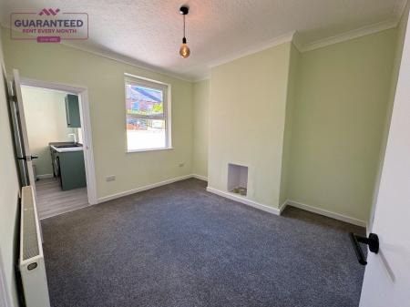 2 bedroom Terraced House to let in Hampden Road, Wrexham, LL13