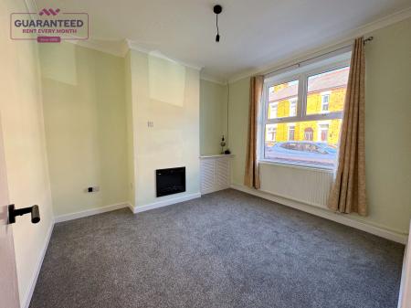 2 bedroom Terraced House to let in Hampden Road, Wrexham, LL13