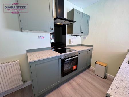 2 bedroom Terraced House to let in Hampden Road, Wrexham, LL13