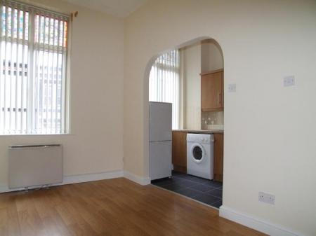 1 bedroom Flat to let in Chester Street, Wrexham, LL13