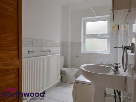 2 bedroom Semi-detached house to let in Hope View, Caergwrle, Wrexham, LL12