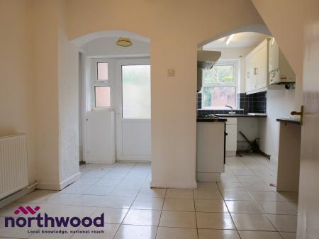2 bedroom Semi-detached house to let in Hope View, Caergwrle, Wrexham, LL12