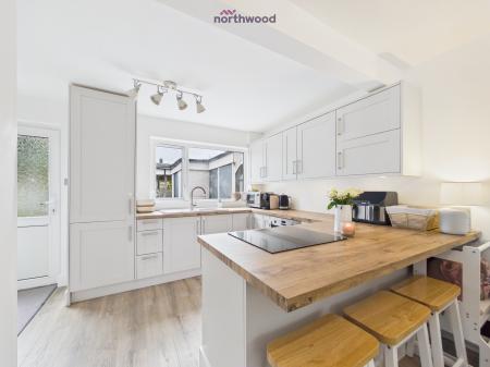 3 bedroom Semi-detached house for sale in Herbert Jennings Avenue, Wrexham, Wrexham, LL12