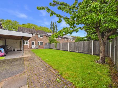 3 bedroom Semi-detached house for sale in Herbert Jennings Avenue, Wrexham, Wrexham, LL12