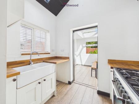 2 bedroom Terraced House for sale in Wynnstay Lane, Marford, LL12