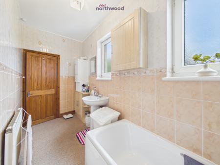 3 bedroom Detached house for sale in Coed Y Felin Road, Wrexham, LL11